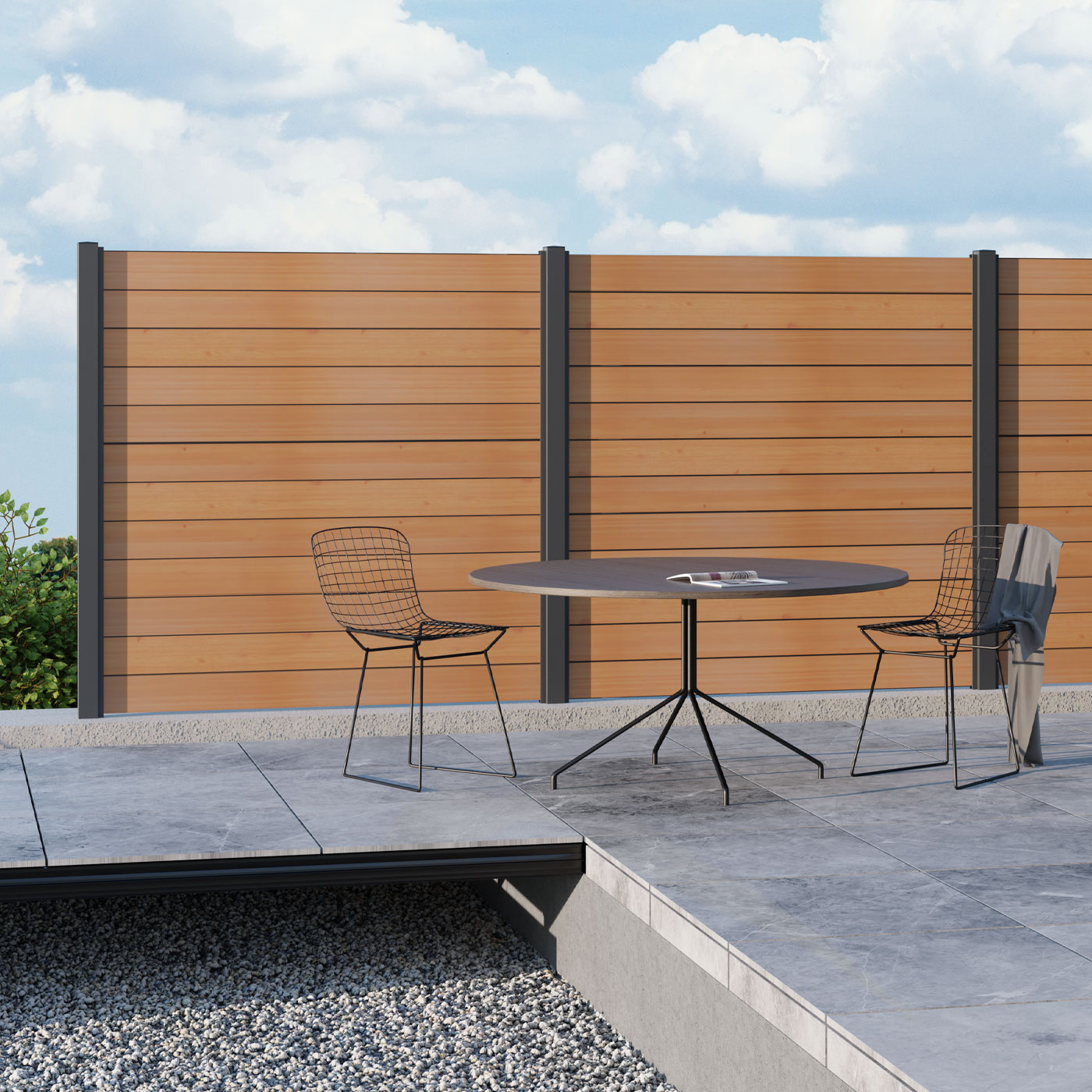 TRIAS Sichtschutz Dielen Alu Euro Larch auf Terrasse