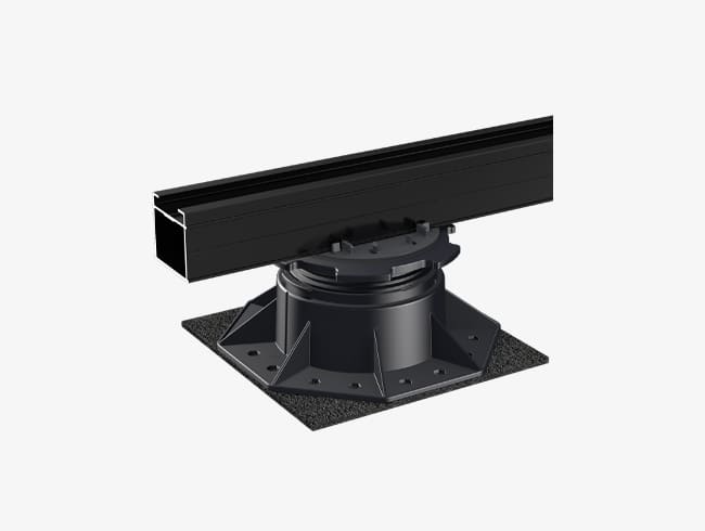 Terrassenunterkonstruktion TRIAS ALU – Terrassenprofil aus Aluminium auf Stelzlager und Terrrasenpad