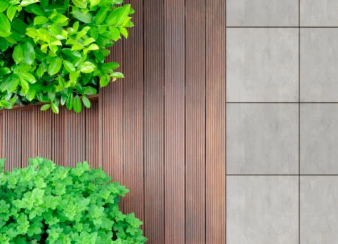 Terrasse gestalten mit Dielen und Fliesen – Terrassen-Unterkonstruktion TRIAS Alu