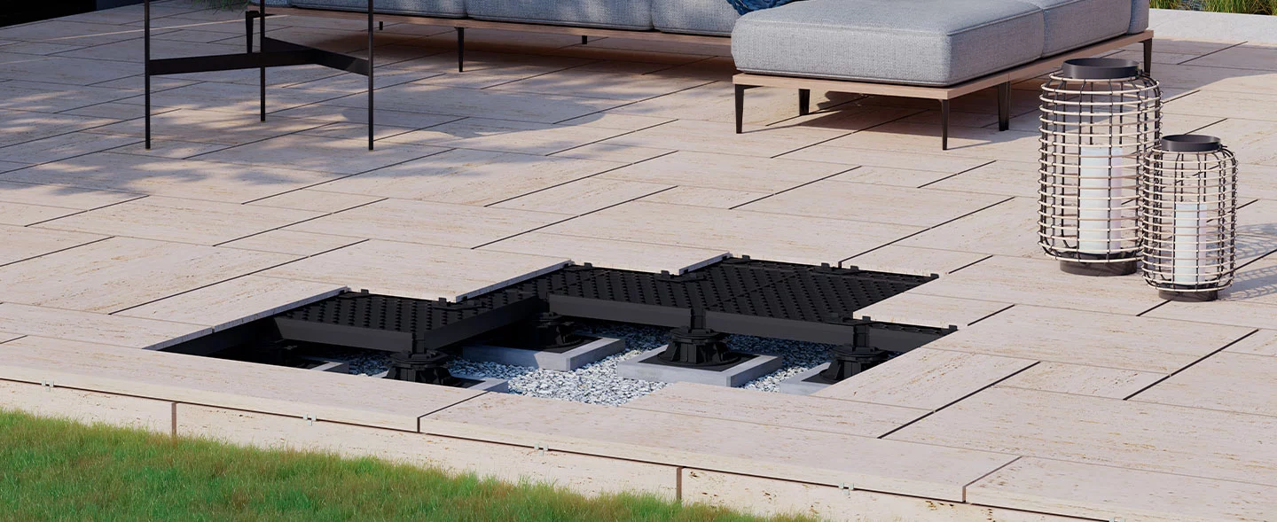 Das Bild zeigt die Terrassen-Unterkonstruktion TRIAS Wabic